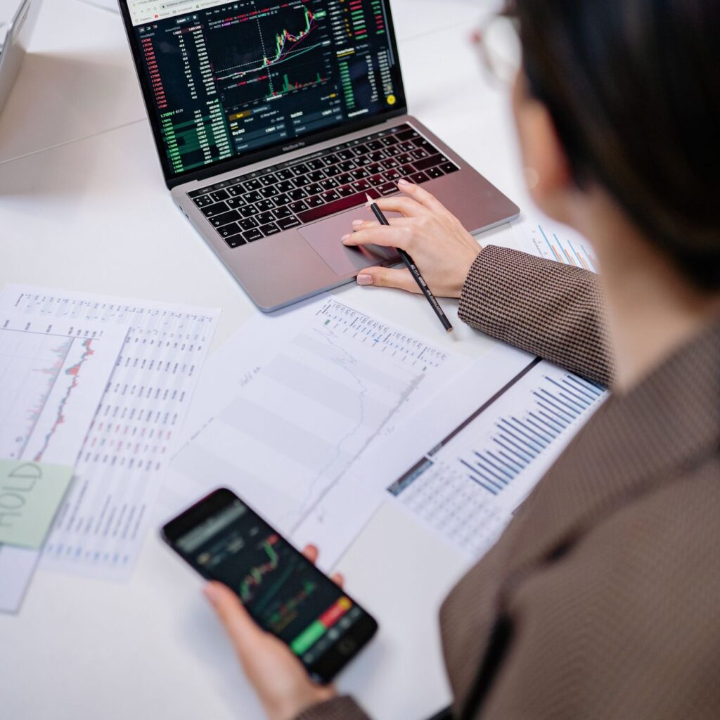 Cómo crear un perfil de inversor y elegir tus inversiones 1 pexels photo 7693229 7